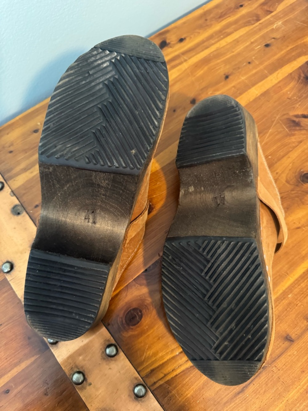Lotta from Stockholm Tan Leather Slip-On Clogs - Picture 3 of 4